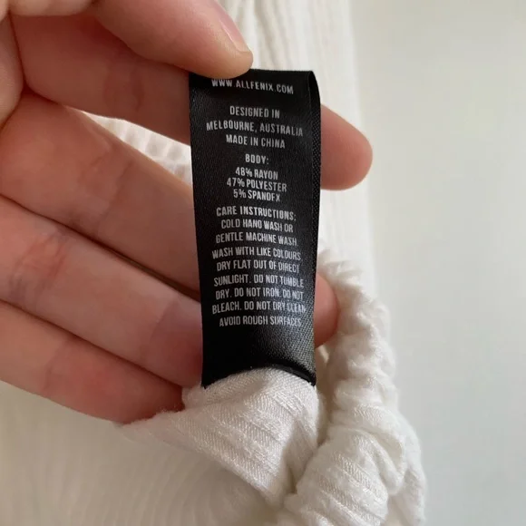 All Fenix White/Cream Ribbed Leo Drawstring Front Cropped Sweater Size Small EUC - Picture 10 of 10